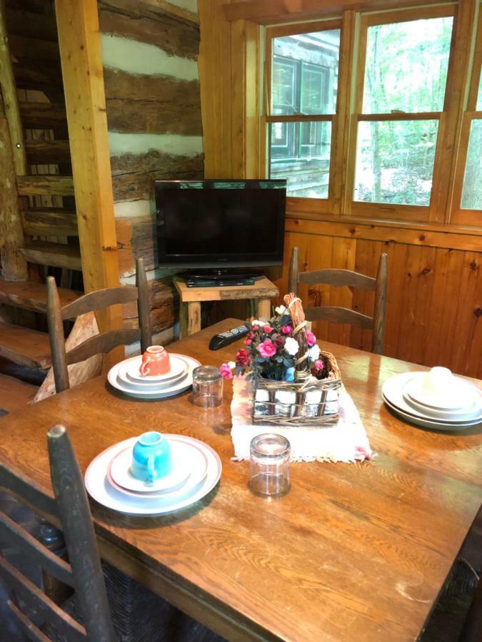 Smoky Mountain Romantic Handcrafted Cabins Сев'єрвілл Екстер'єр фото